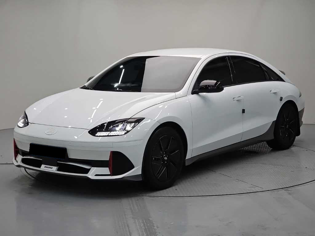 Hyundai Ioniq6 — photo 01