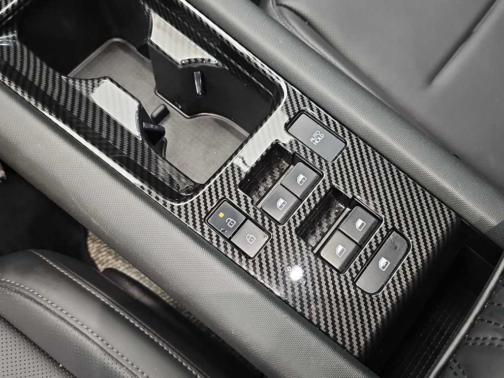 Hyundai Ioniq6 — photo 18