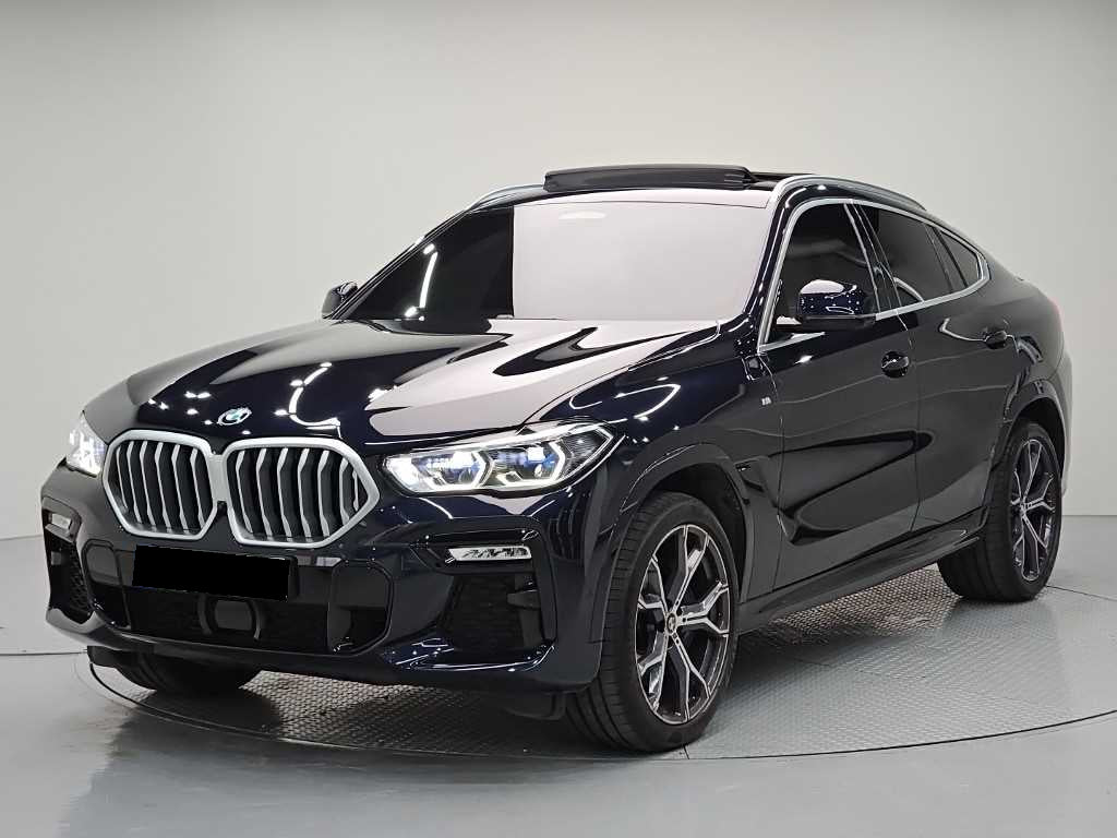 BMW X6 — photo 01