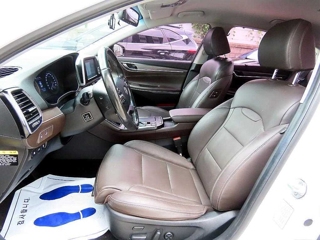 Hyundai Grandeur — photo 05