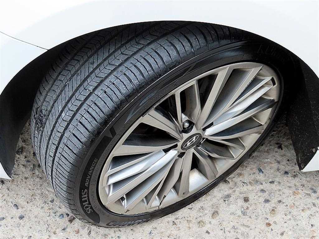 Hyundai Grandeur — photo 20