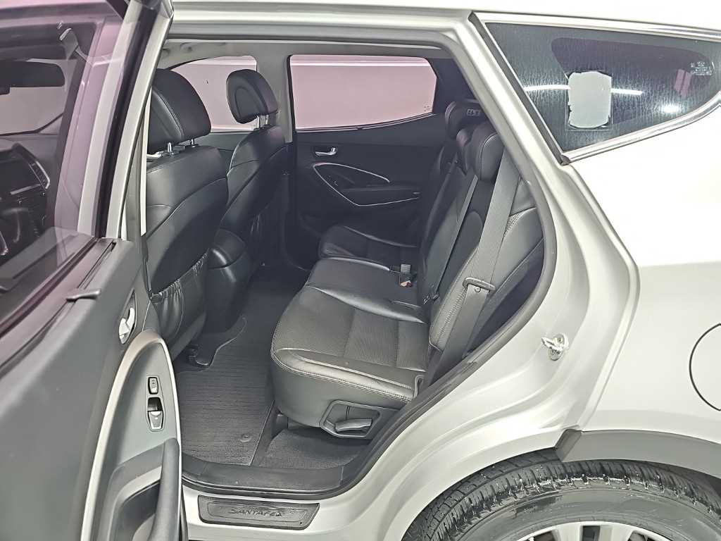 Hyundai Santafe — photo 12