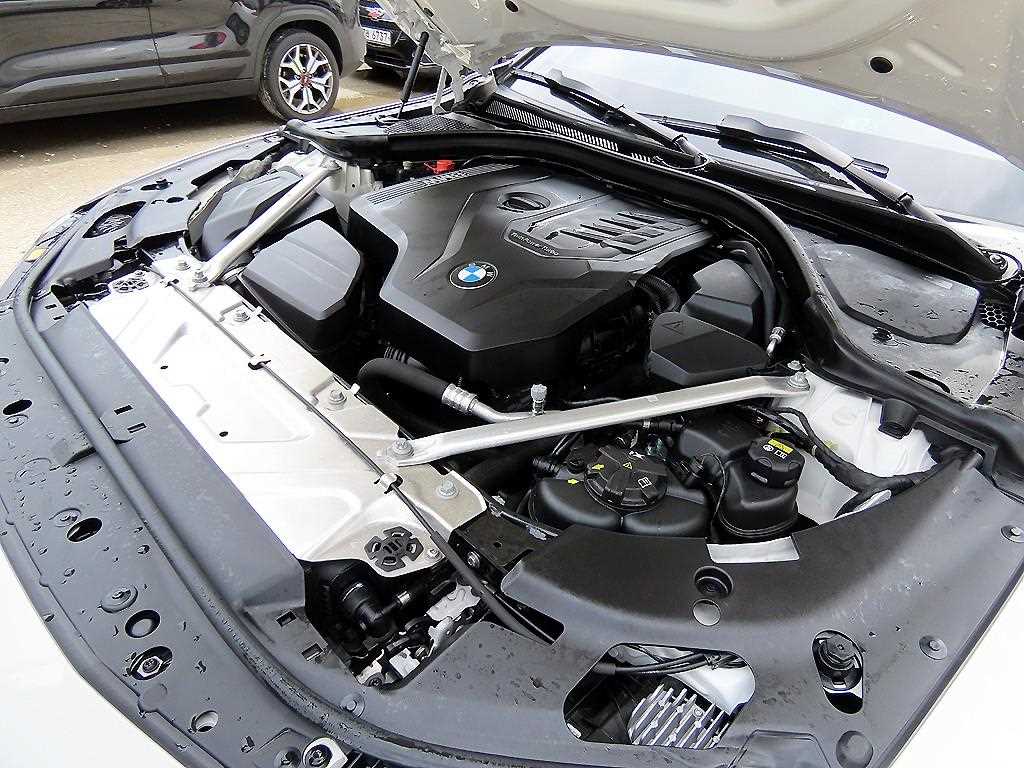 BMW 4-Series — photo 19