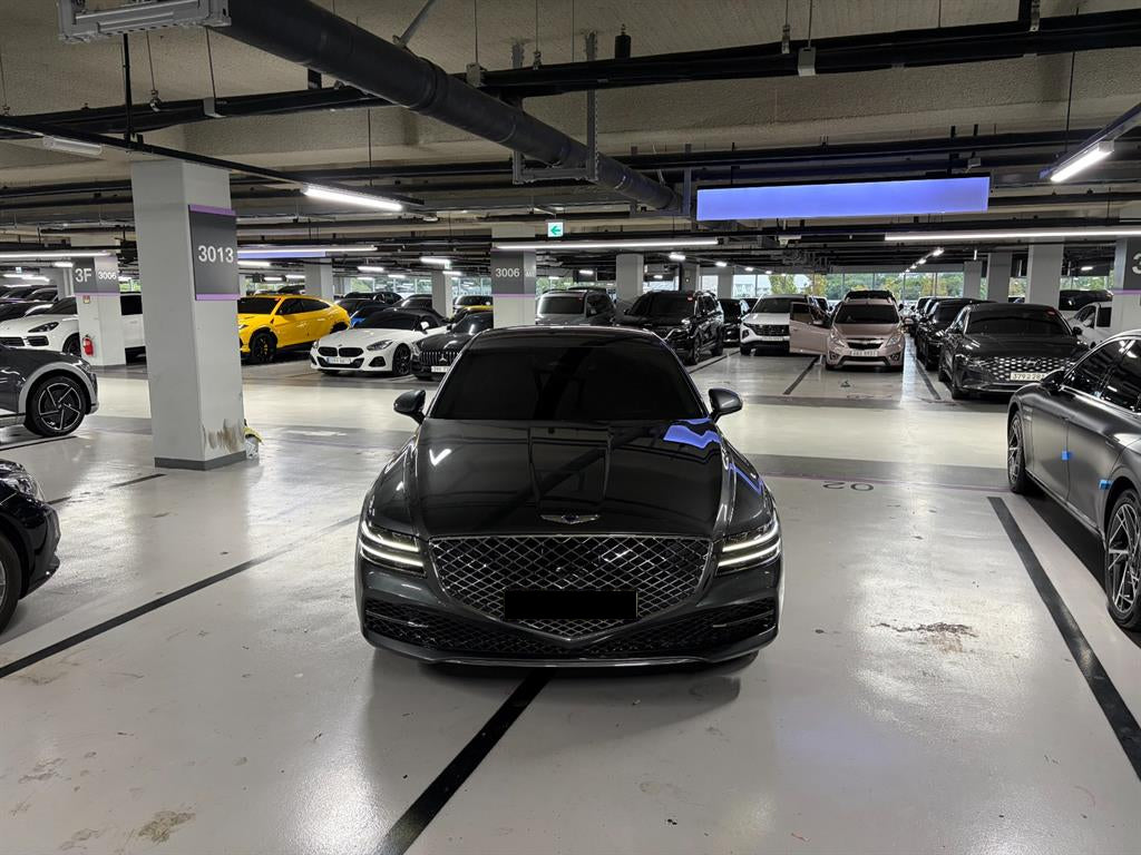 Genesis G80 — photo 01