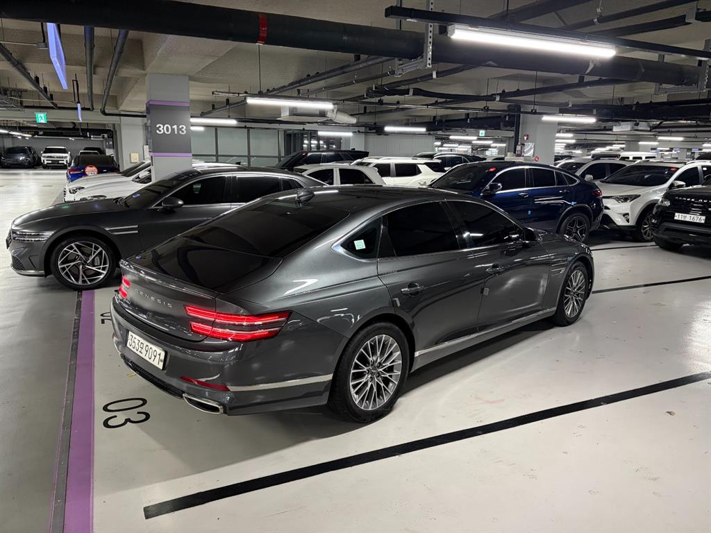 Genesis G80 — photo 04