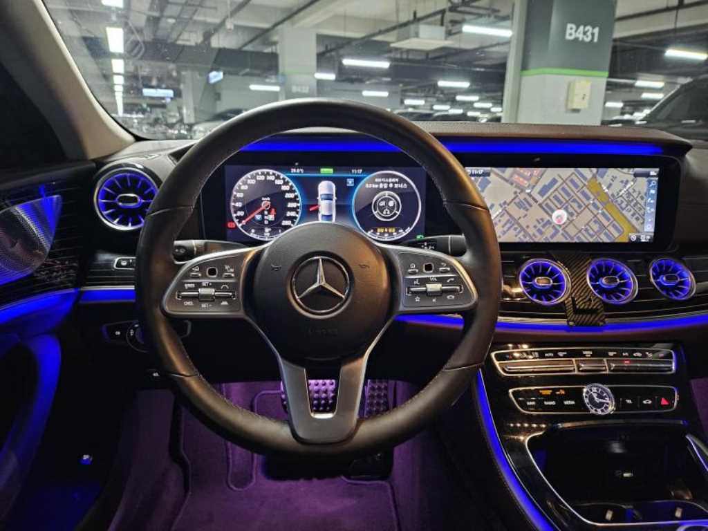 Mercedes-Benz CLS-Class — photo 08