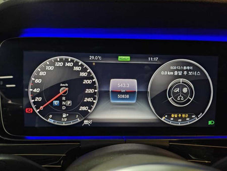 Mercedes-Benz CLS-Class — photo 09