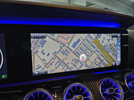 Mercedes-Benz CLS-Class — photo 10