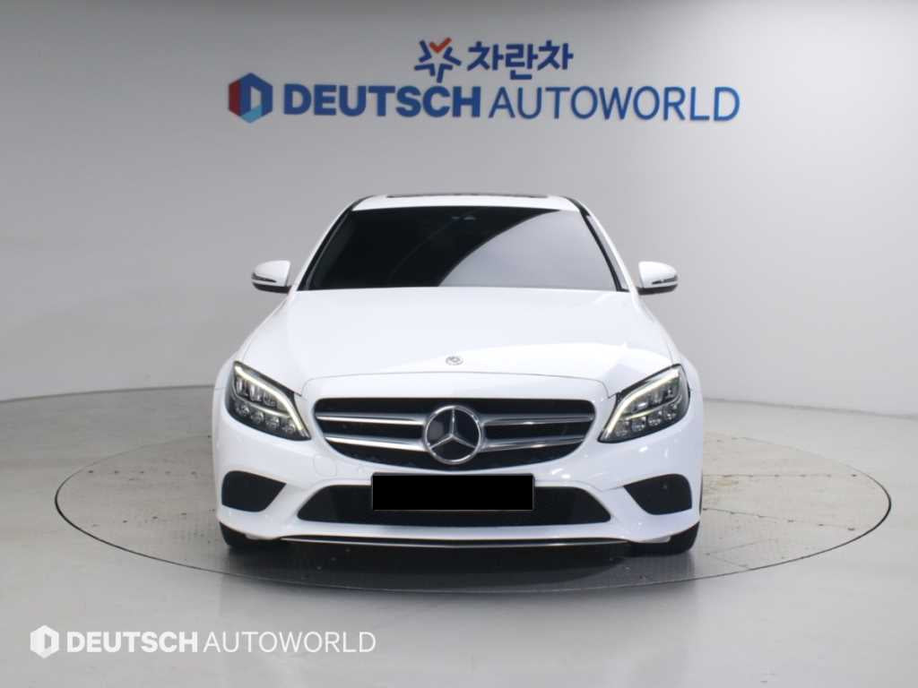Mercedes-Benz C-Class — photo 03
