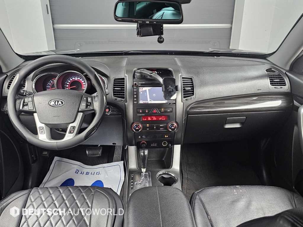 Kia Sorento — photo 07