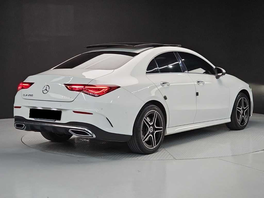 Mercedes-Benz CLA-Class — photo 04