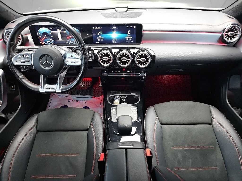 Mercedes-Benz CLA-Class — photo 07