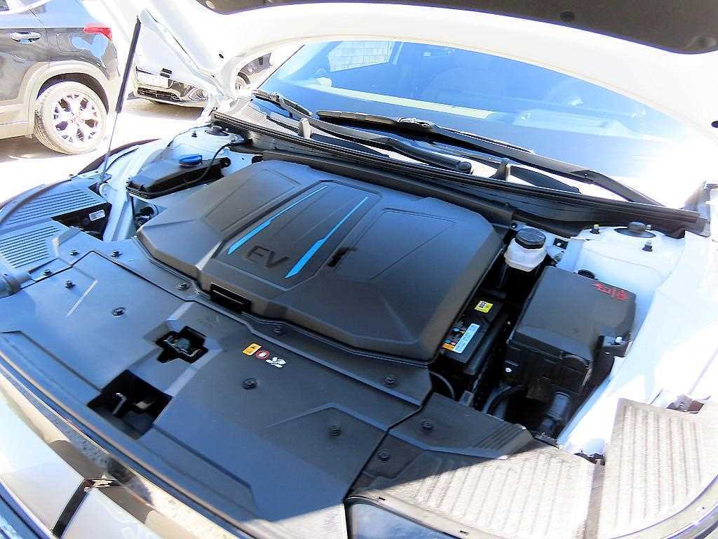 Hyundai Ioniq5 — photo 19