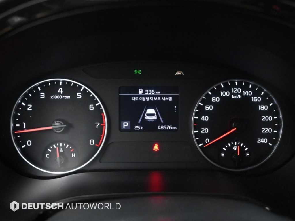 Kia Seltos — photo 08
