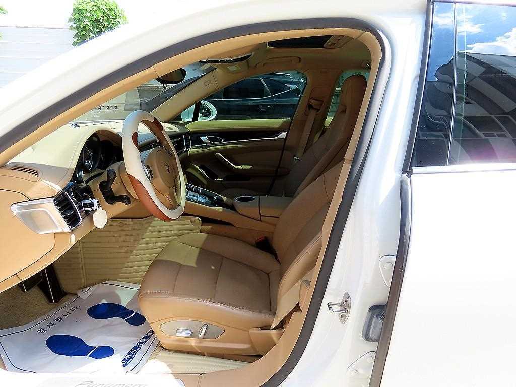 Porsche Panamera — photo 05
