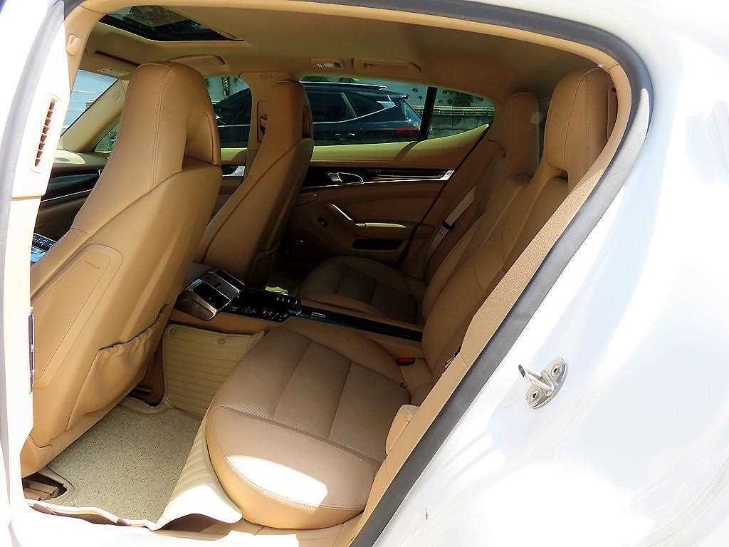 Porsche Panamera — photo 06
