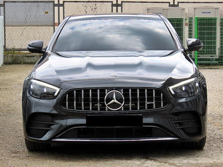 Mercedes-Benz E-Class — photo 01