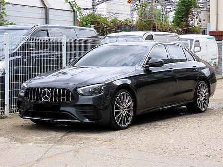 Mercedes-Benz E-Class — photo 02