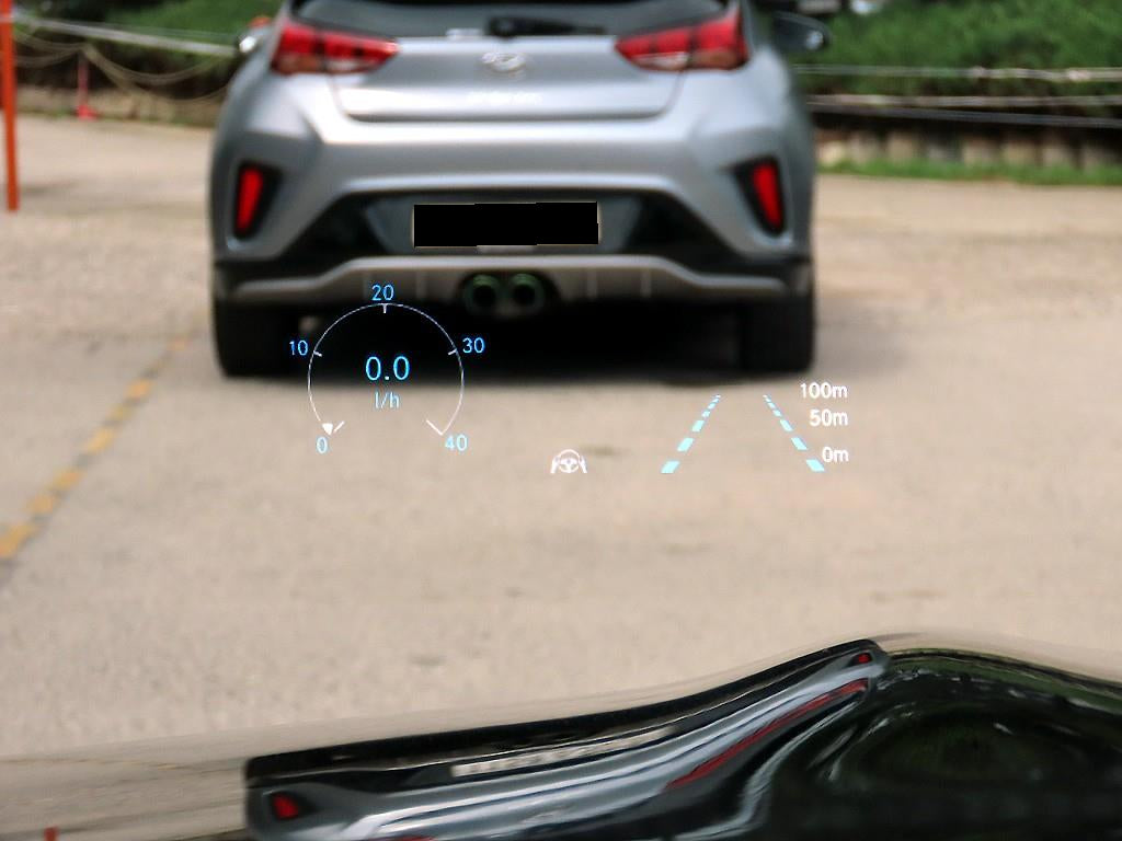 Mercedes-Benz E-Class — photo 10