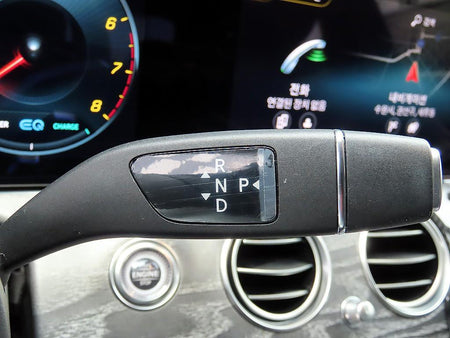 Mercedes-Benz E-Class — photo 11