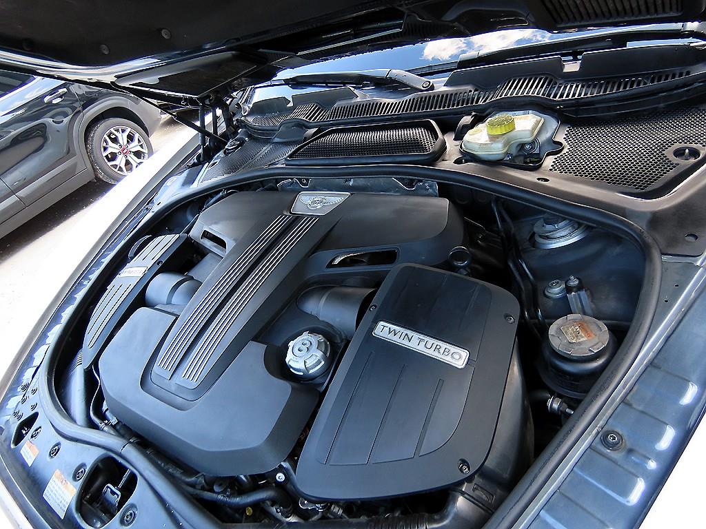 Bentley Continental — photo 16