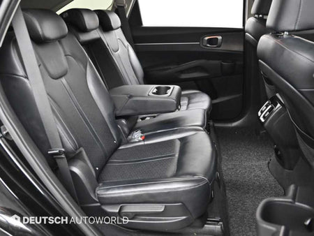 Kia Sorento — photo 12