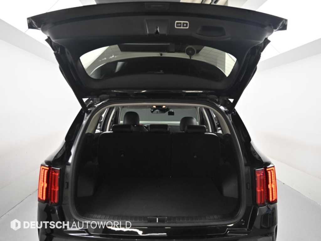 Kia Sorento — photo 19