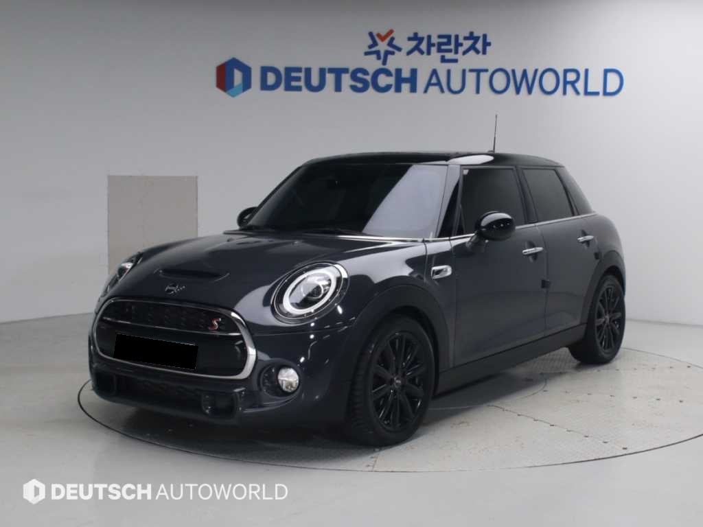 Mini Cooper — photo 01