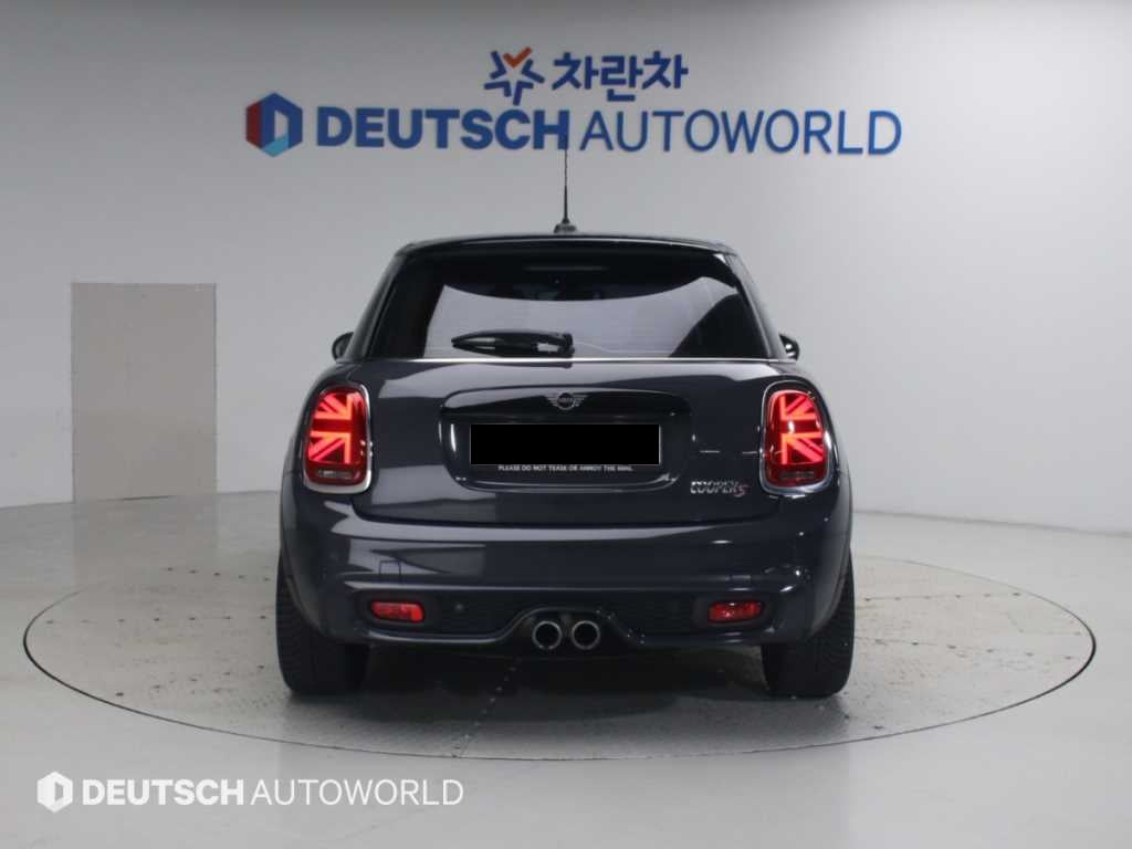 Mini Cooper — photo 04