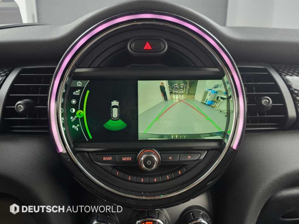Mini Cooper — photo 15