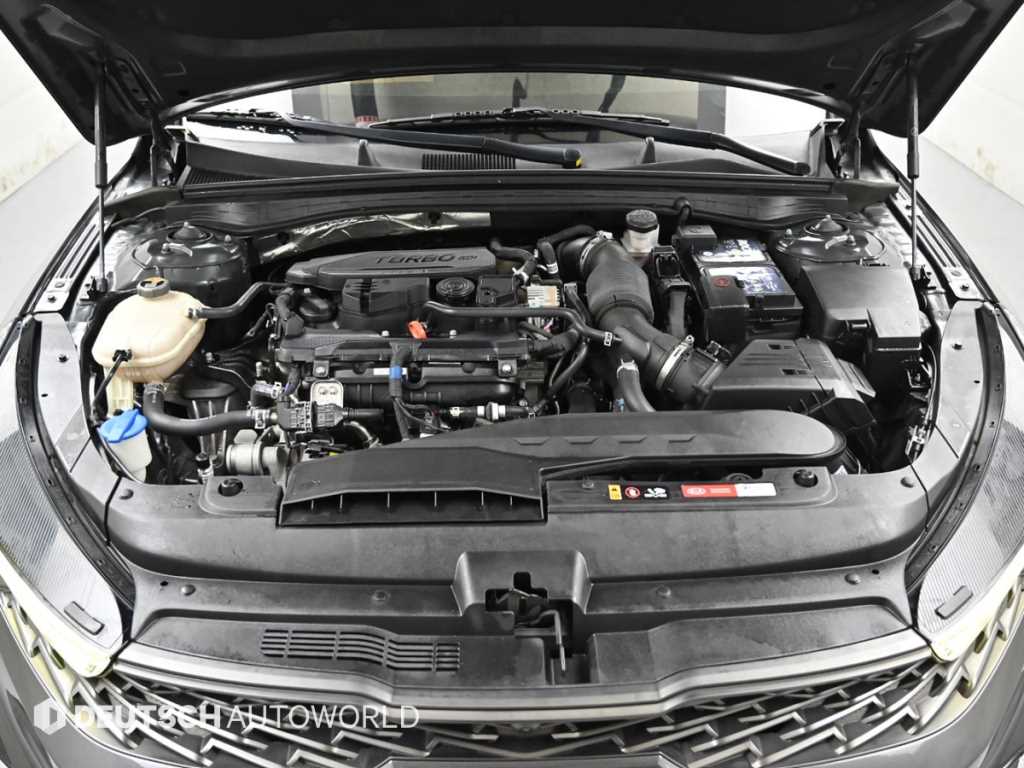 Kia K5 — photo 06
