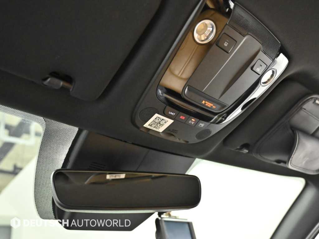 Kia K5 — photo 18