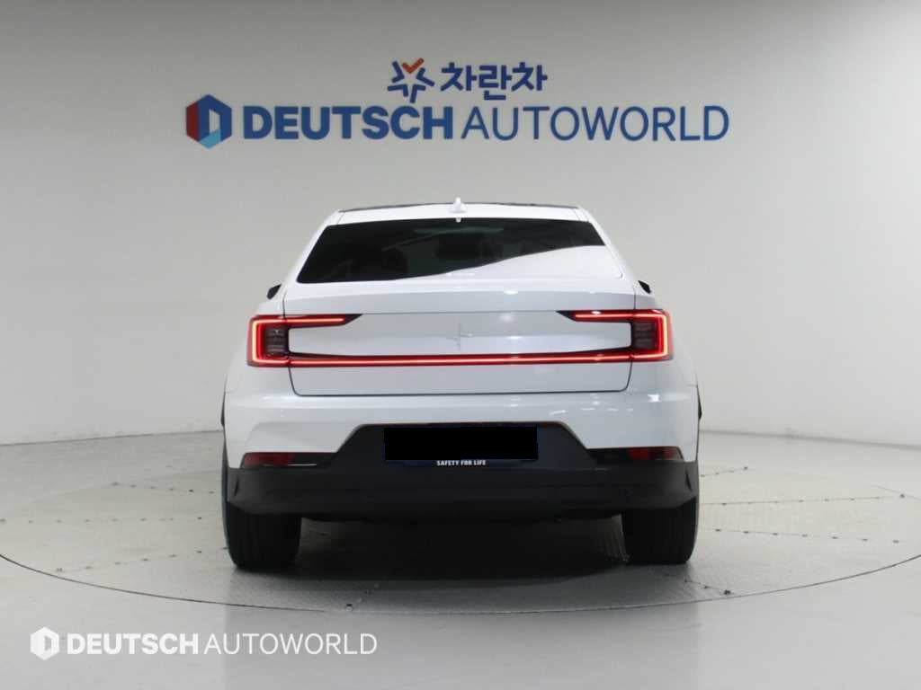 Polestar Polestar 2 — photo 04