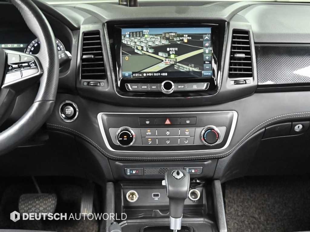 KGM Rexton — photo 14