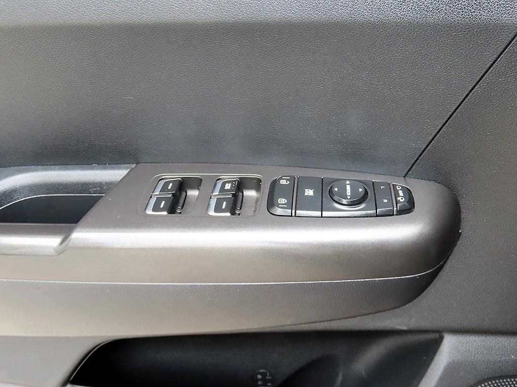 Kia Sportage — photo 11