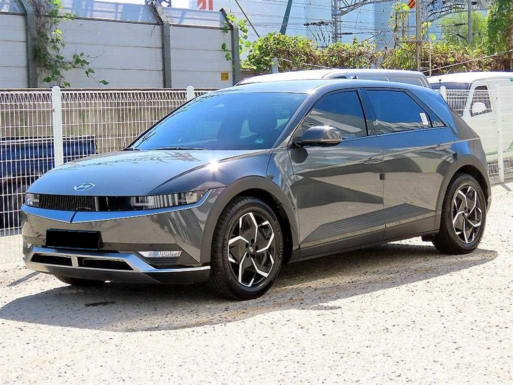Hyundai Ioniq5 — photo 02