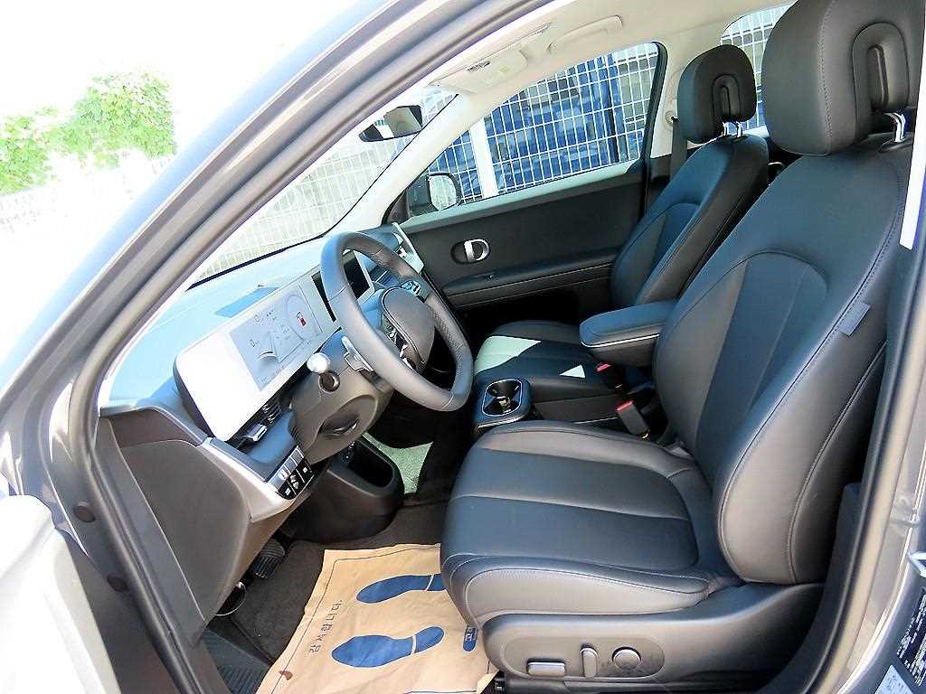 Hyundai Ioniq5 — photo 05