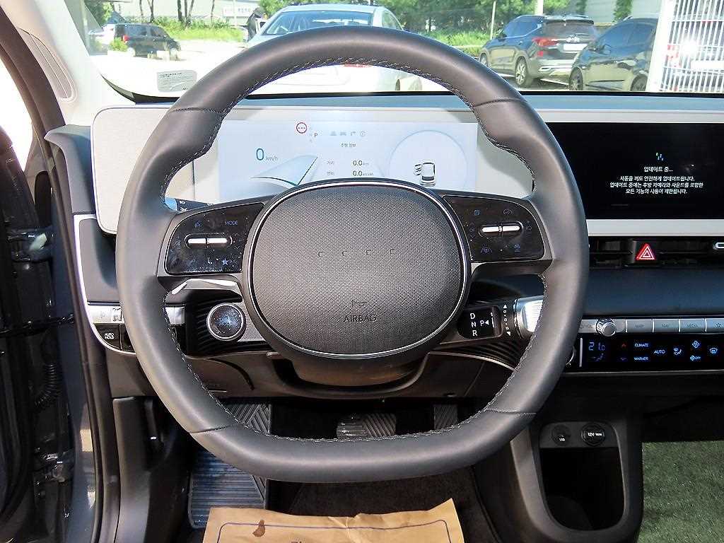 Hyundai Ioniq5 — photo 08