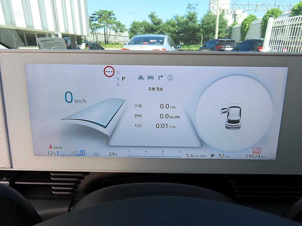 Hyundai Ioniq5 — photo 09