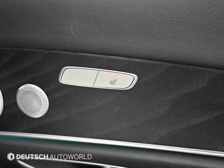 Mercedes-Benz E-Class — photo 16