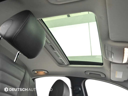 Mercedes-Benz E-Class — photo 18