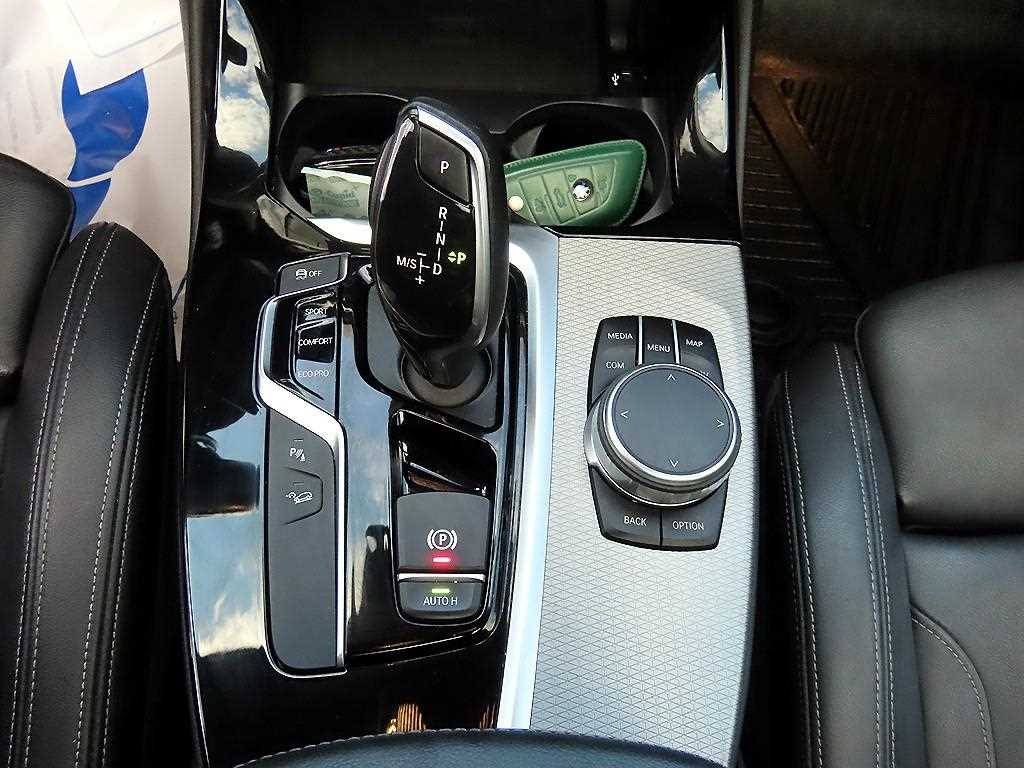 BMW X3 — photo 11