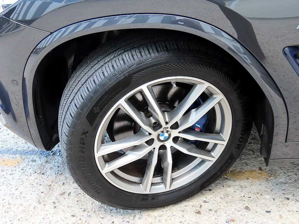 BMW X3 — photo 20