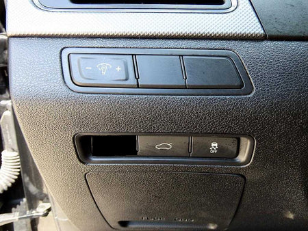 Hyundai Sonata — photo 12