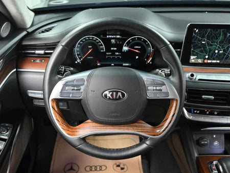 Kia K9 — photo 13