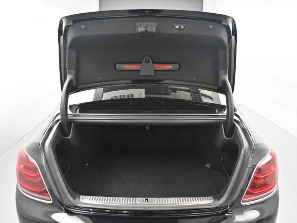 Kia K9 — photo 19