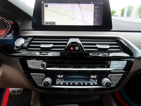 BMW 5-Series — photo 13
