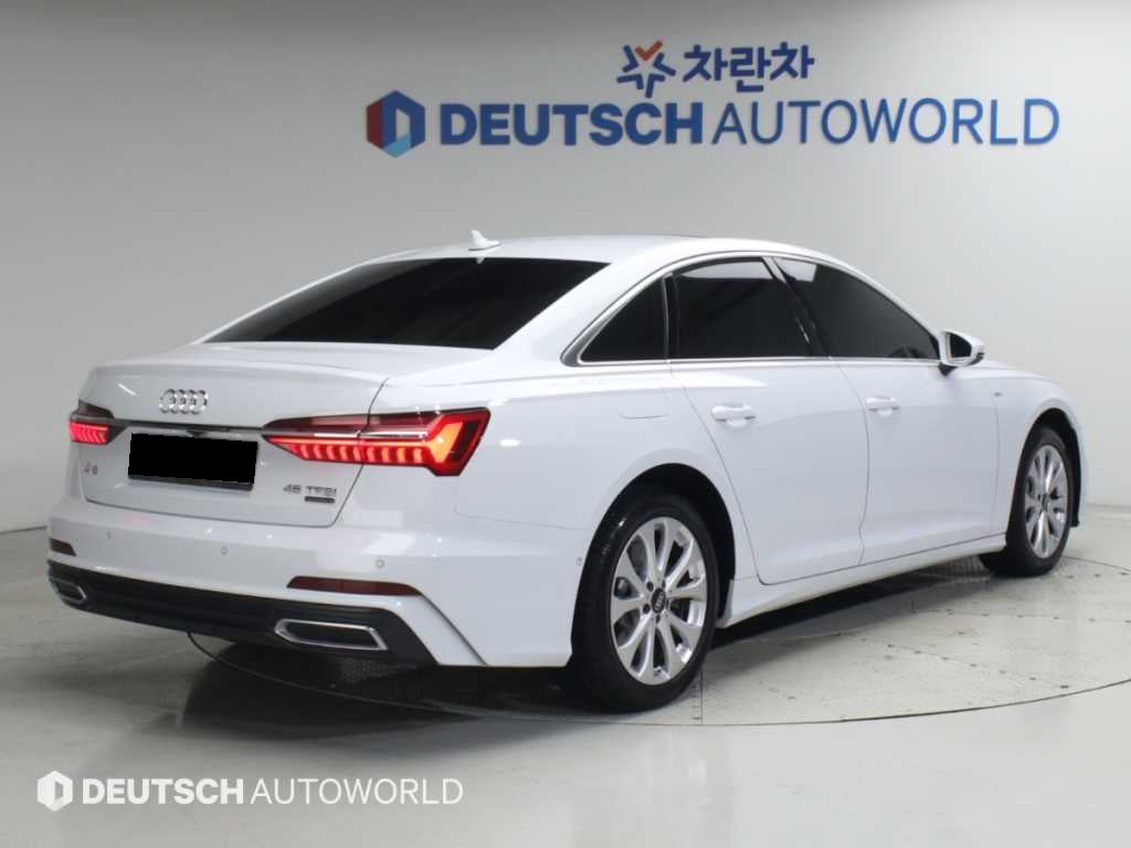 Audi A6 — photo 02