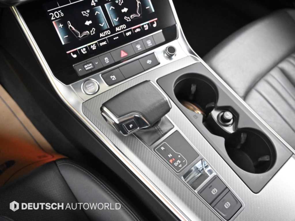 Audi A6 — photo 09