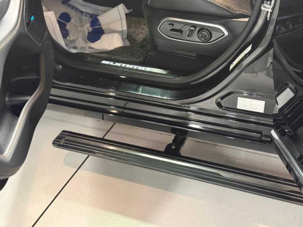 Jeep Cherokee — photo 07
